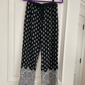 Printed Wide Leg Joggers with Elastic Waistband - Medium